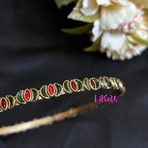Royal Empress Brass Kundan Headband alternating deep green and ruby red kundan stones - Image 2